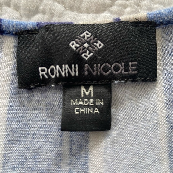 Ronni Nicole Maxi Dress Sleeveless Stretchy Blue and Cream Striped Size Medium - Picture 5 of 10